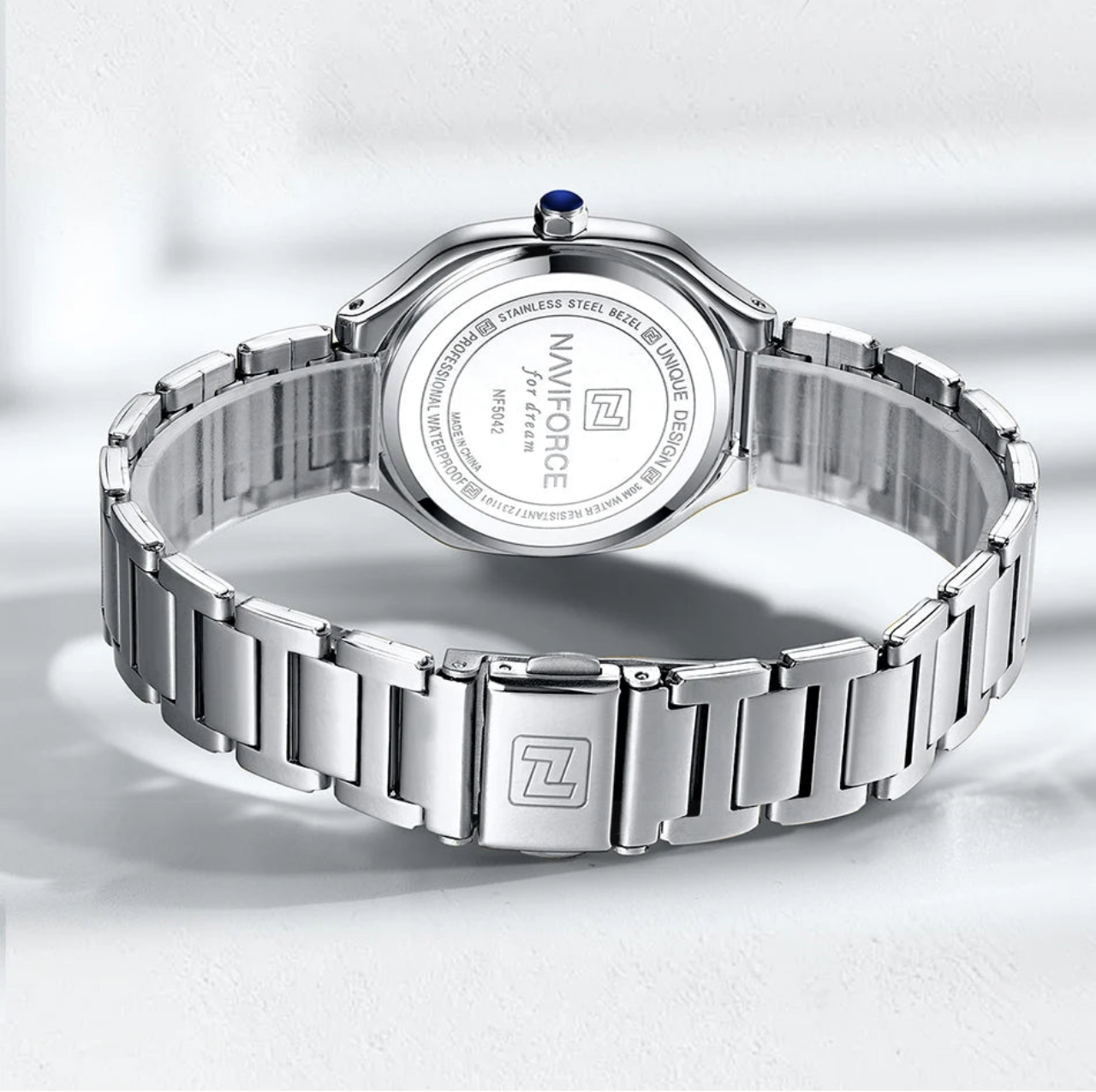 Relógio Feminino NAVIFORCE Quartz Aço Inoxidável 31 mm